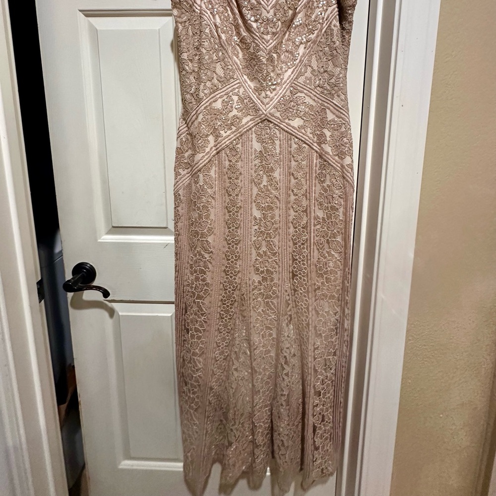Tadashi Shoji York Evening Gown $180 $498 | Size: 16
- color: champagne